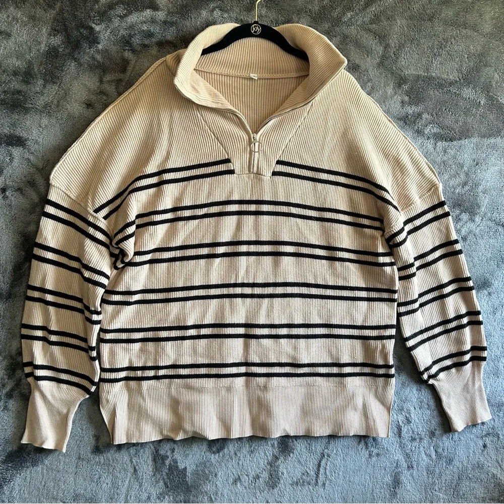 Lillusory Women’s Quarter Zip Oversize Boxy Sweater Size Large Black Stripe Tan